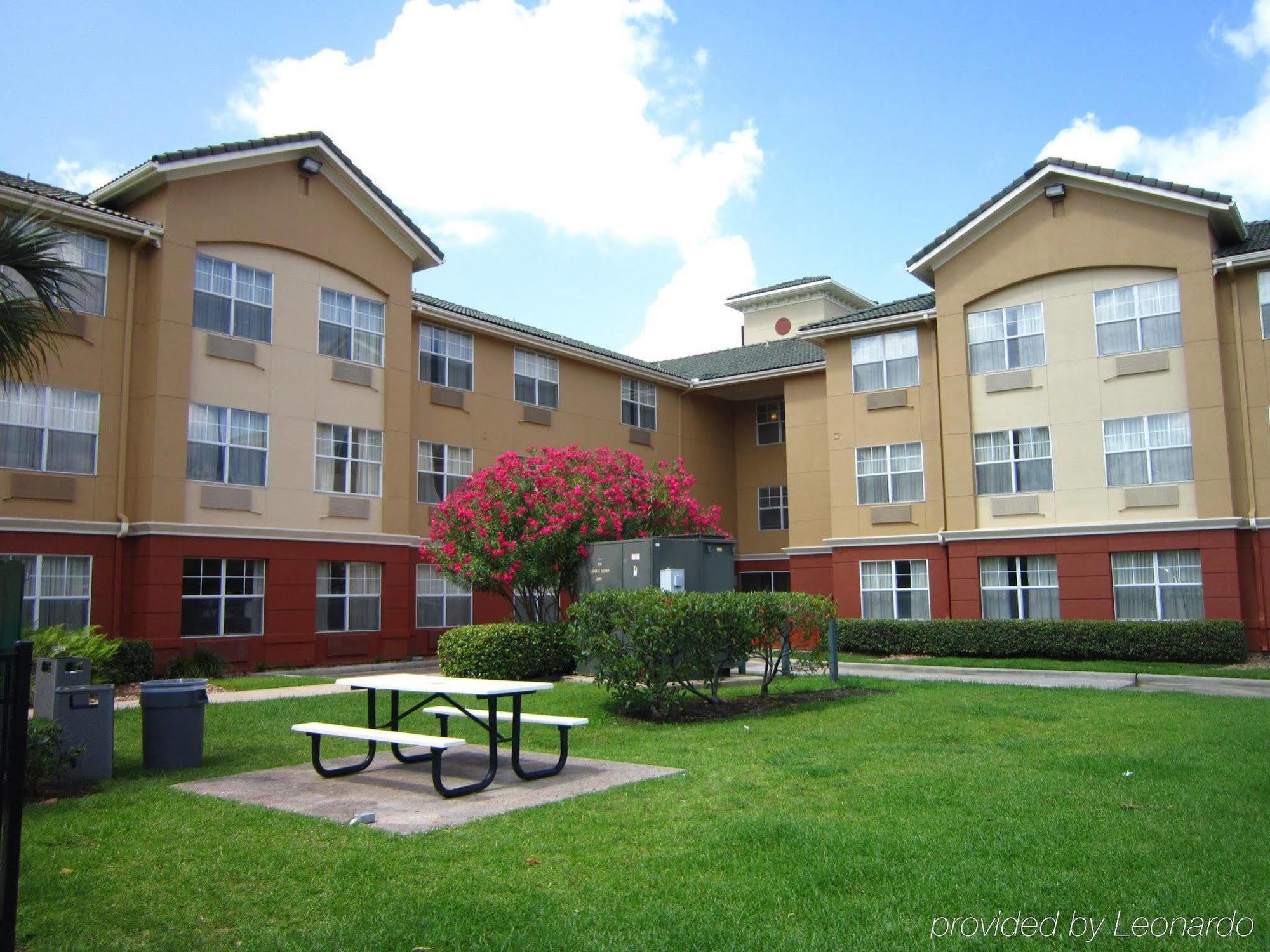 Extended Stay America Suites - Houston - Med Ctr - Nrg Park - Braeswood Blvd Bagian luar foto